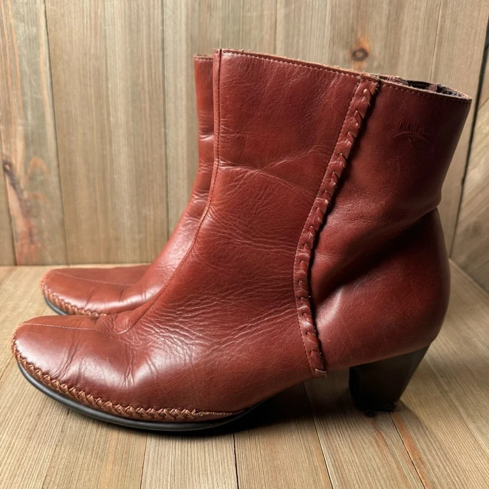Pikolinos Brown Leather Women’s Ankle Boots w/ Moccasin‎ Stitching size 9.5 (40)